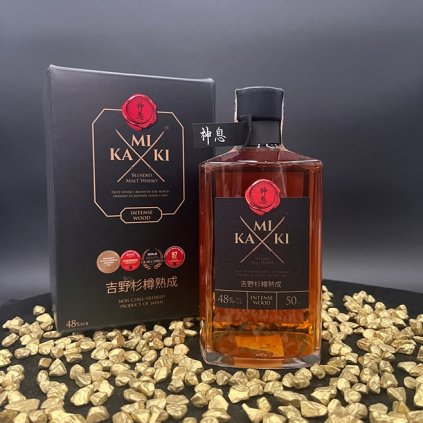 kamiki-intense-wood-whisky-japonska